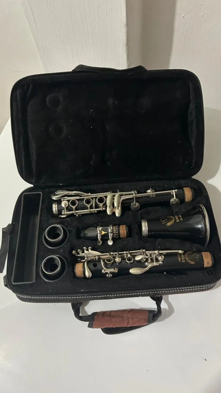 Clarinete/Clarineta EAGLE CL04N