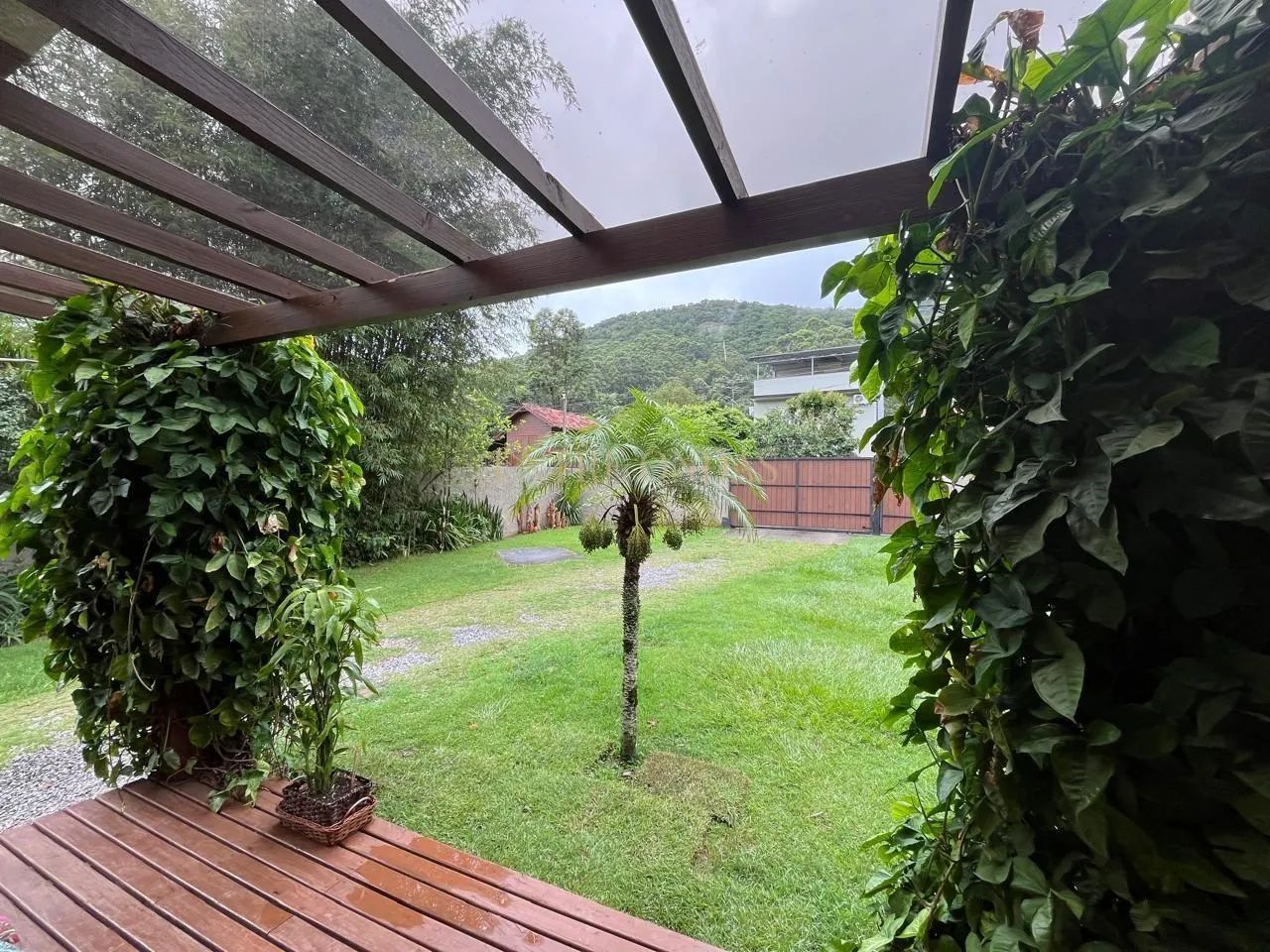 Casa com 3 quartos e edícula à venda no Pântano do Sul, Florianópolis. - Foto 2