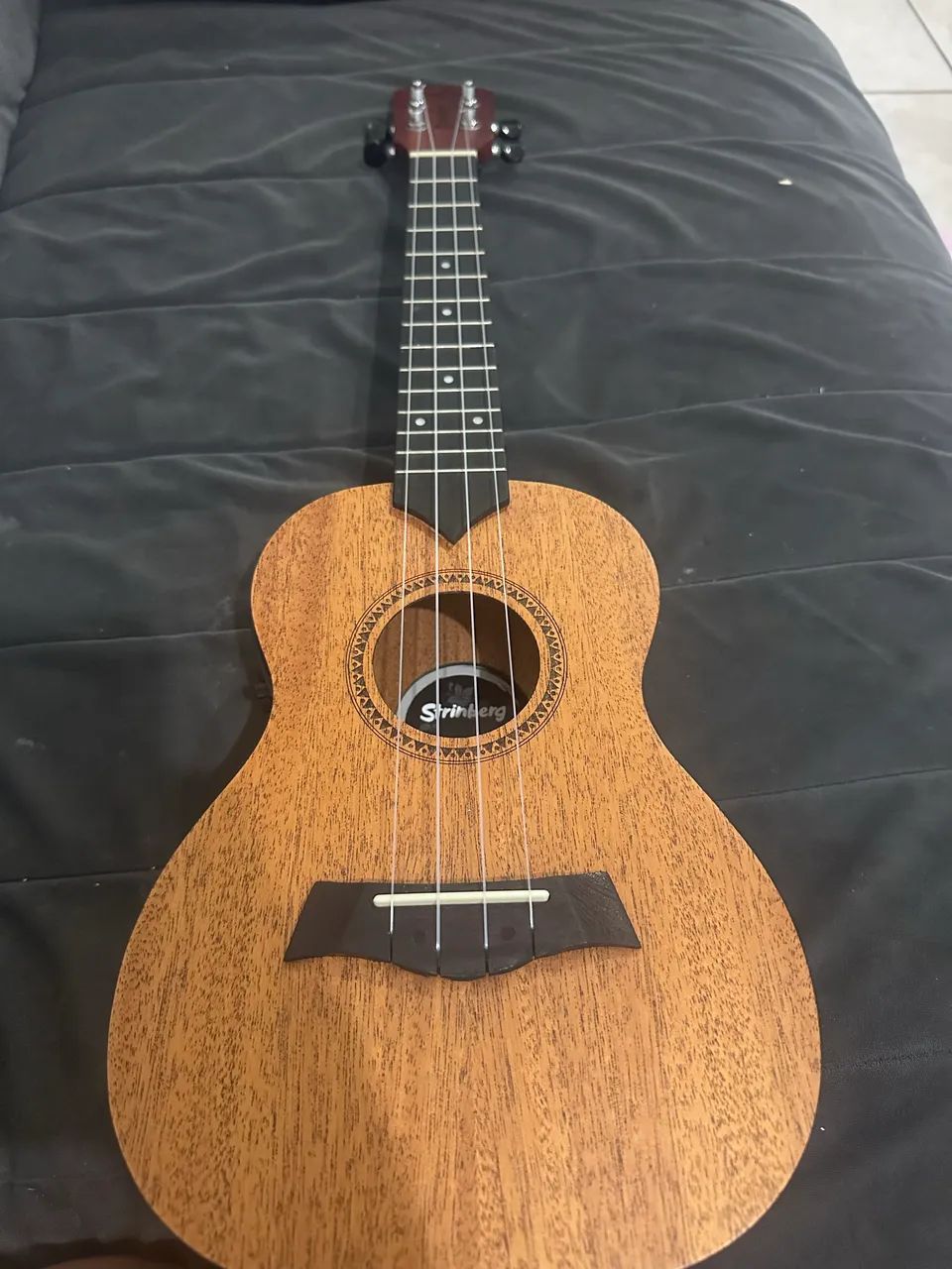 Ukulele zerado - Foto 2