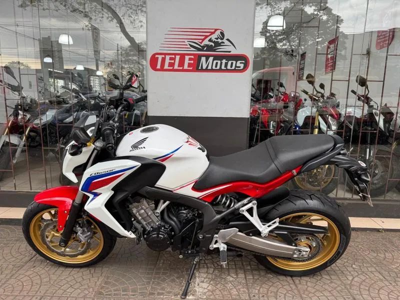 HONDA CB 650F 2015 - Foto 2