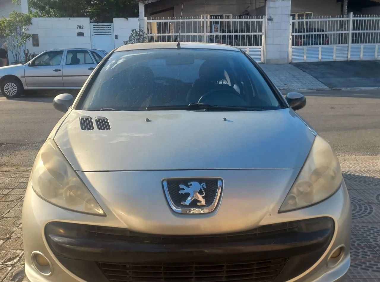 Peugeot 207 207 XR Sport 1.4 Flex 8V 5p 2010
