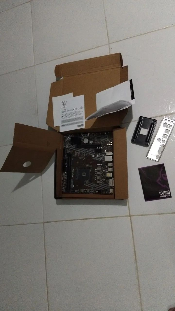 Placa mãe, msi A520 /Apro