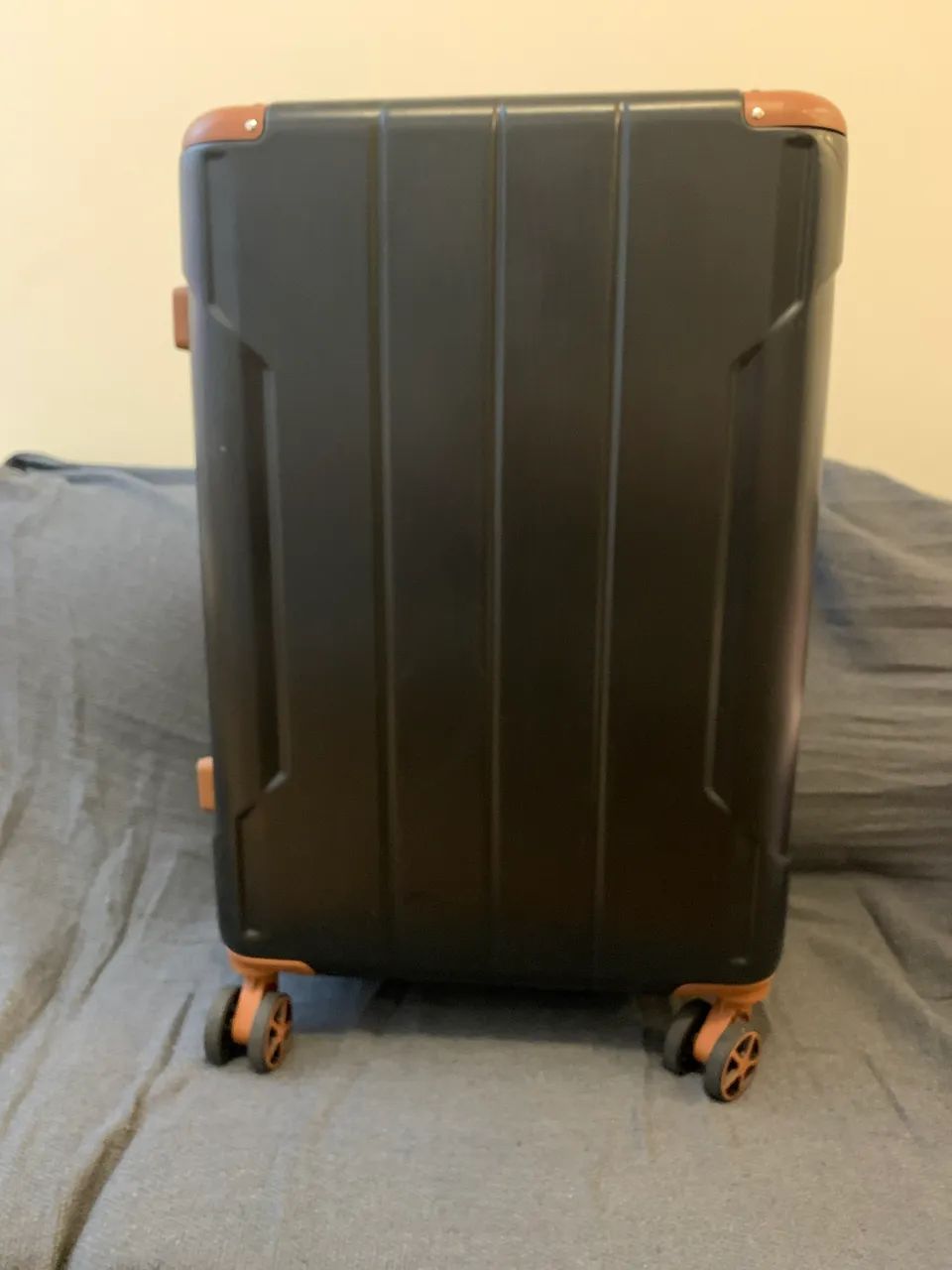 Mala Bege e preto reforçada- EUA