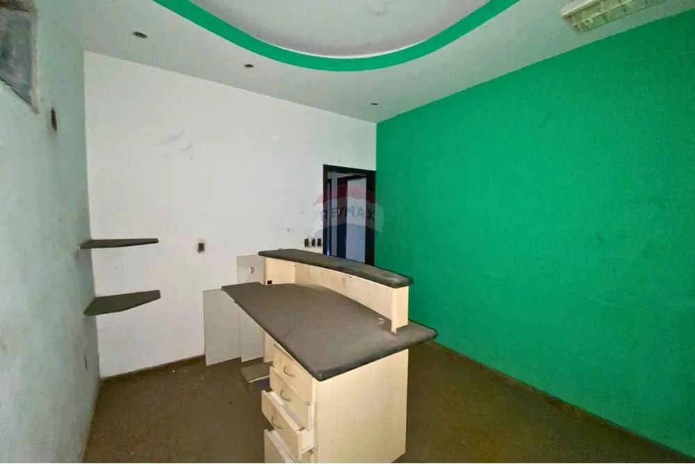 Triplex Comercial para Aluguel na Avenida Vitória  Espaço Amplo e Versátil - Foto 4