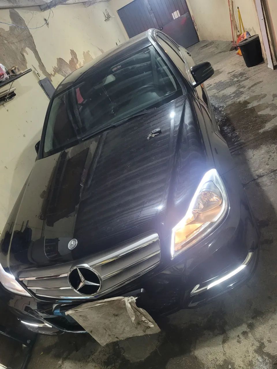 Mercedes-Benz C-180 C-180 CGI Classic 1.8 16V 156cv Aut. 2012