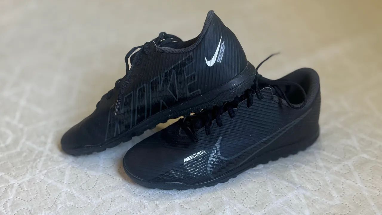Chuteira Nike - Foto 2
