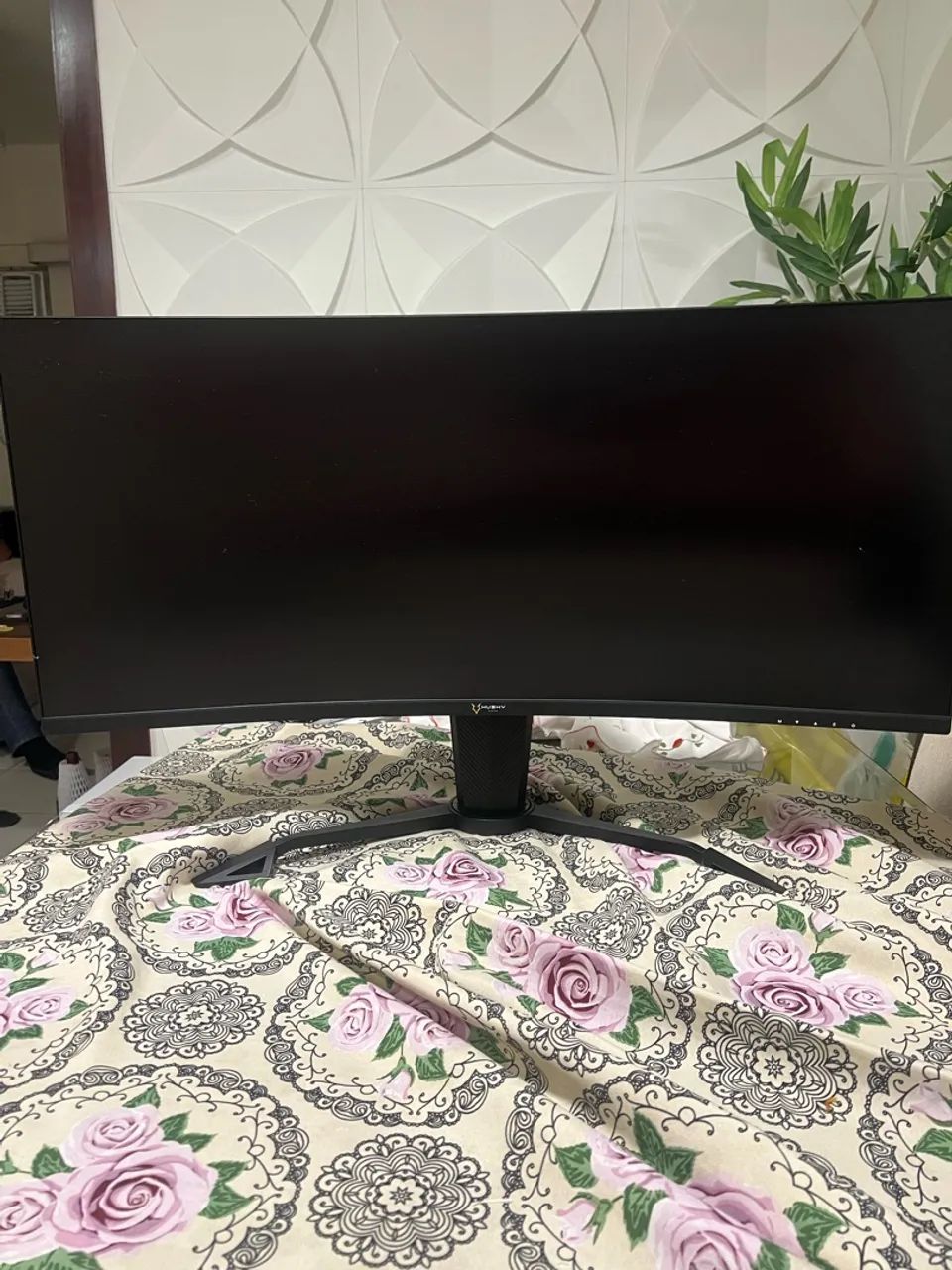 Monitor Husky Tempest