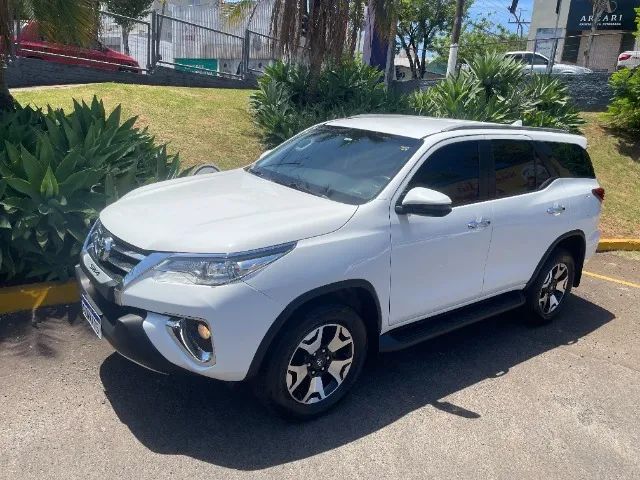 Toyota Hilux 2019
