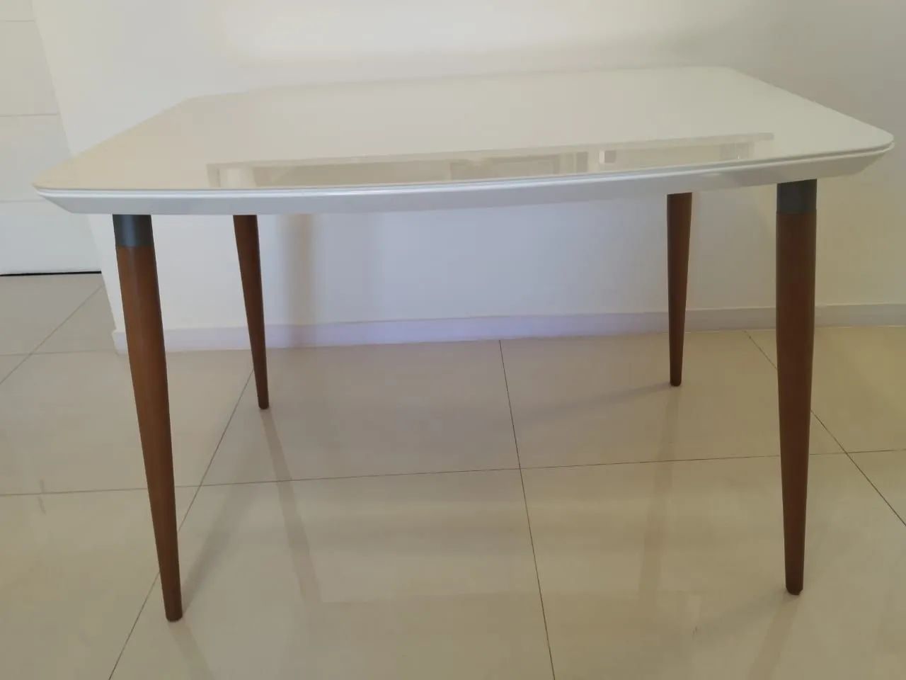 Mesa de Jantar Retangular com Vidro