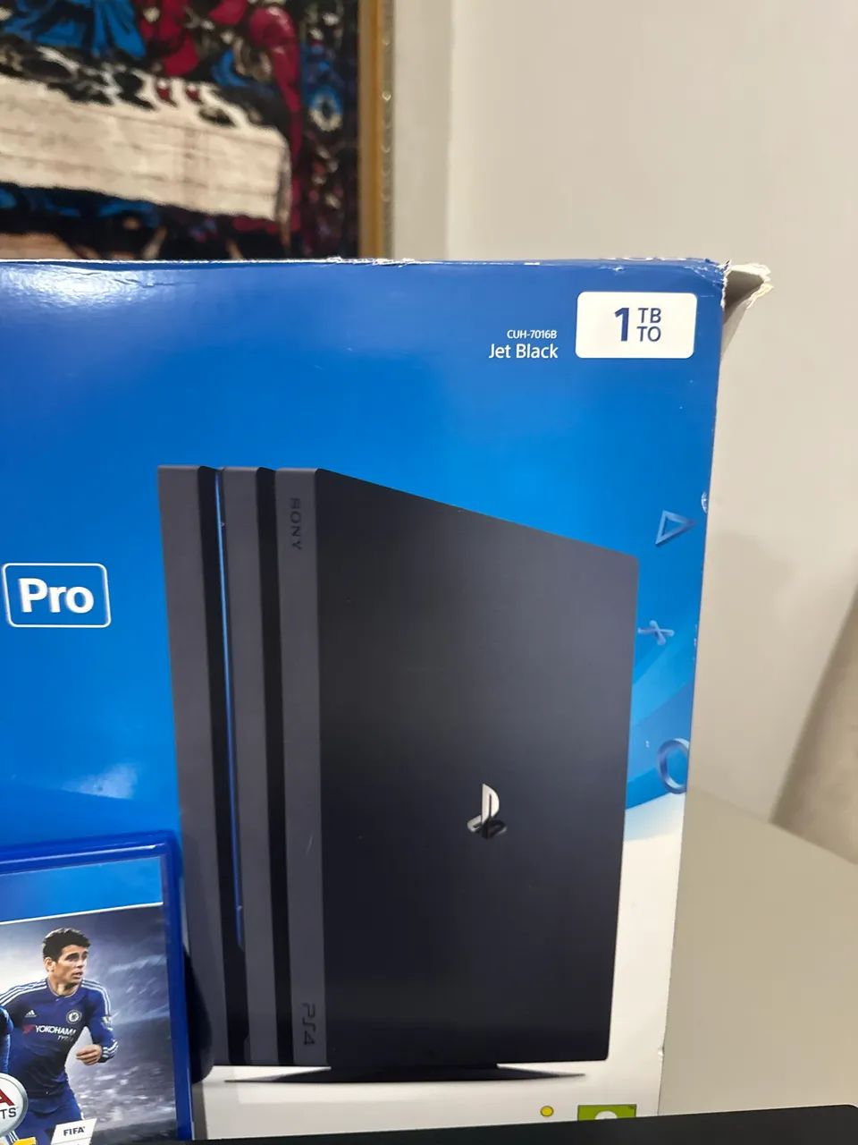 PS4 PRO 1TB 2 CONTROLES COMPLETO - Foto 5