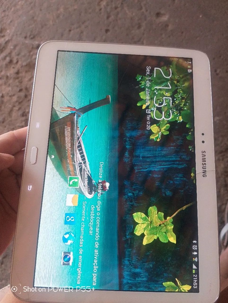 Vendo esse tablet pra retirada de peças 