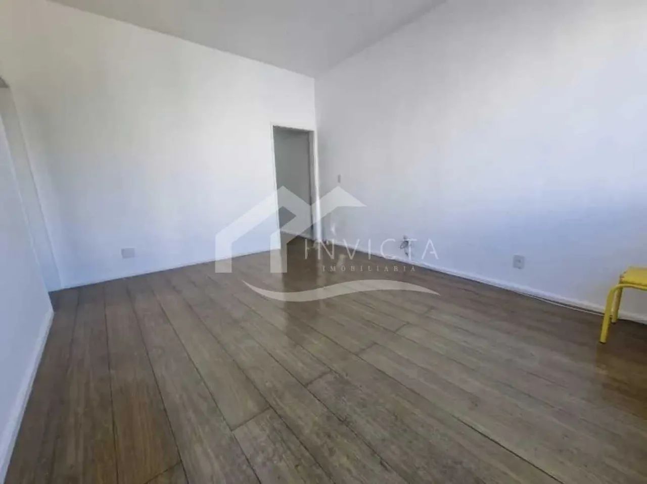 EXCELENTE SALA E QUARTO COM VAGA NA ESCRITURA - Foto 5