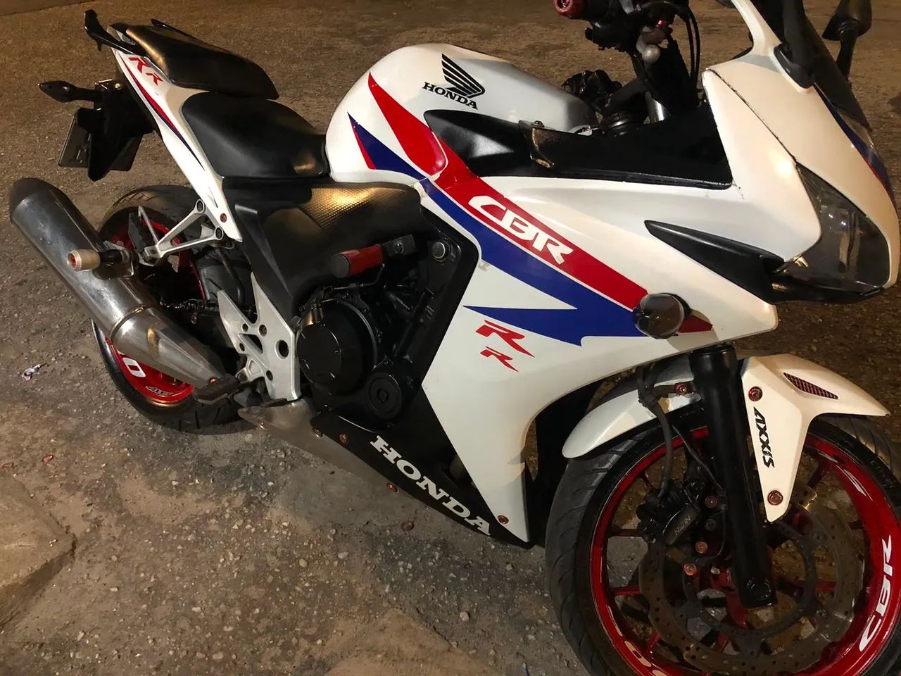 CBR 500r 2014 branca  - Foto 2