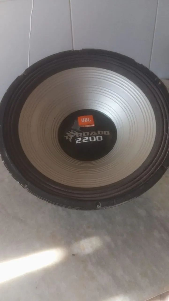 JBL Selenium Tornado 18SW3A 18 - Grave Forte