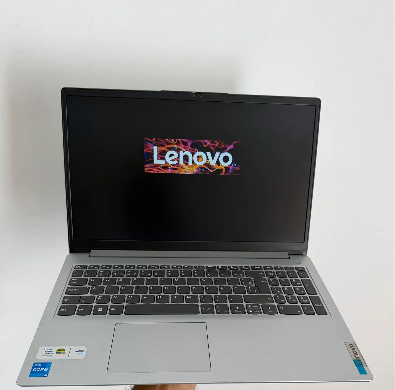 Notebook Lenovo i5 12th gen, 16gb ddr4, Ssd Nvme 256gb (Aceito Cartão)