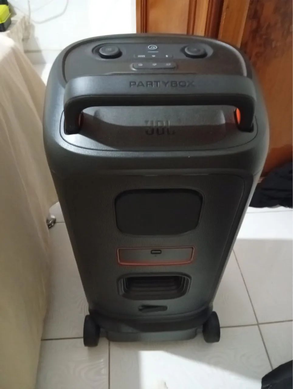 Vendo caixa JBL 520 capa de proteção. - Foto 3