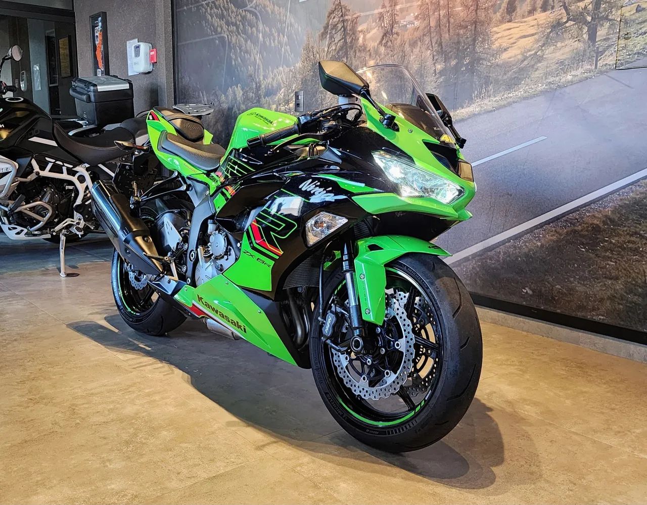 Kawasaki Zx-6r 636cc 2023 - 1475892001 | OLX