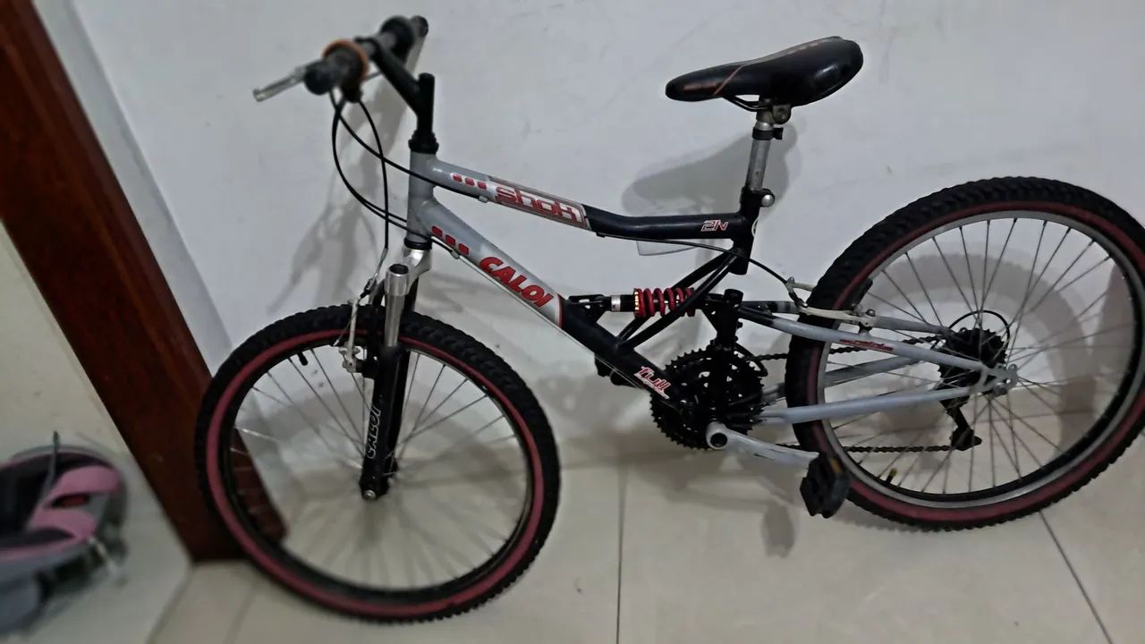 Bicicleta Aro 24 só pegar e andar - Foto 5