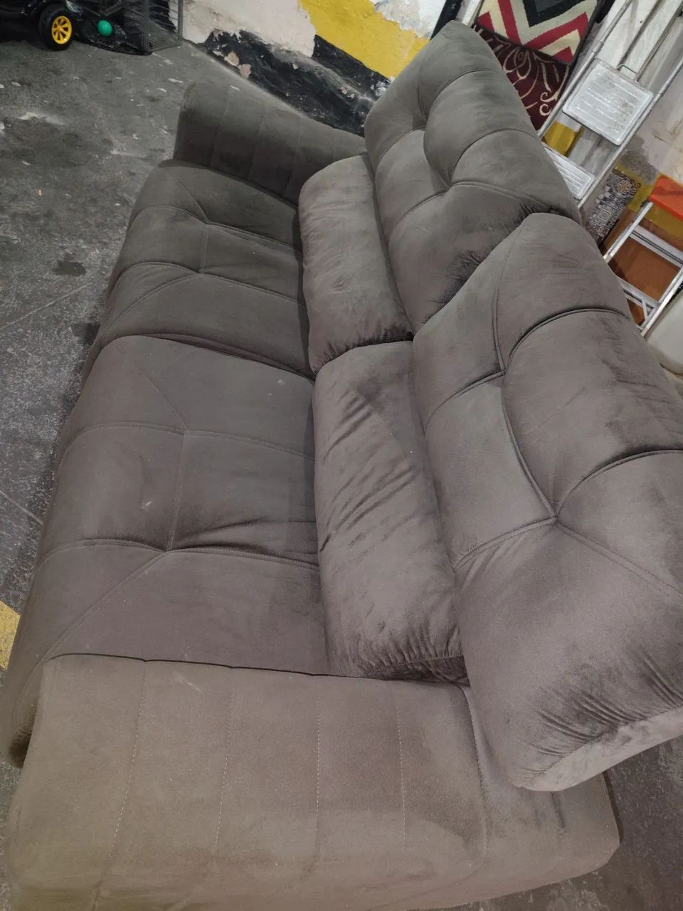 Vende um sofá novo  preço negociáveis  - Foto 3