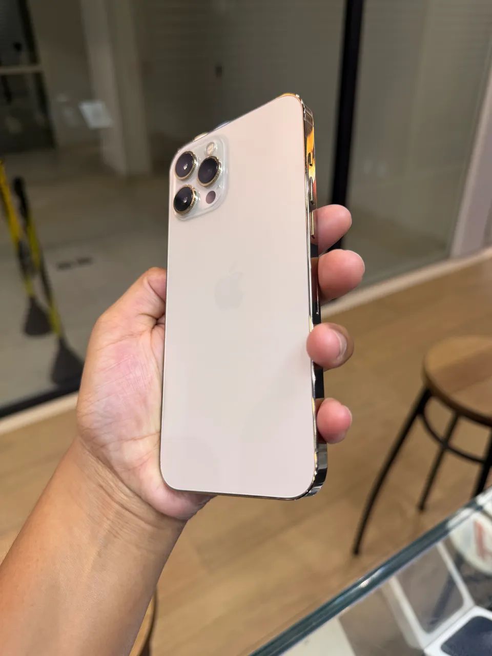 IPHONE 12 PRO MAX 256GB - SEMINOVO IMPECÁVEL - Celulares e
