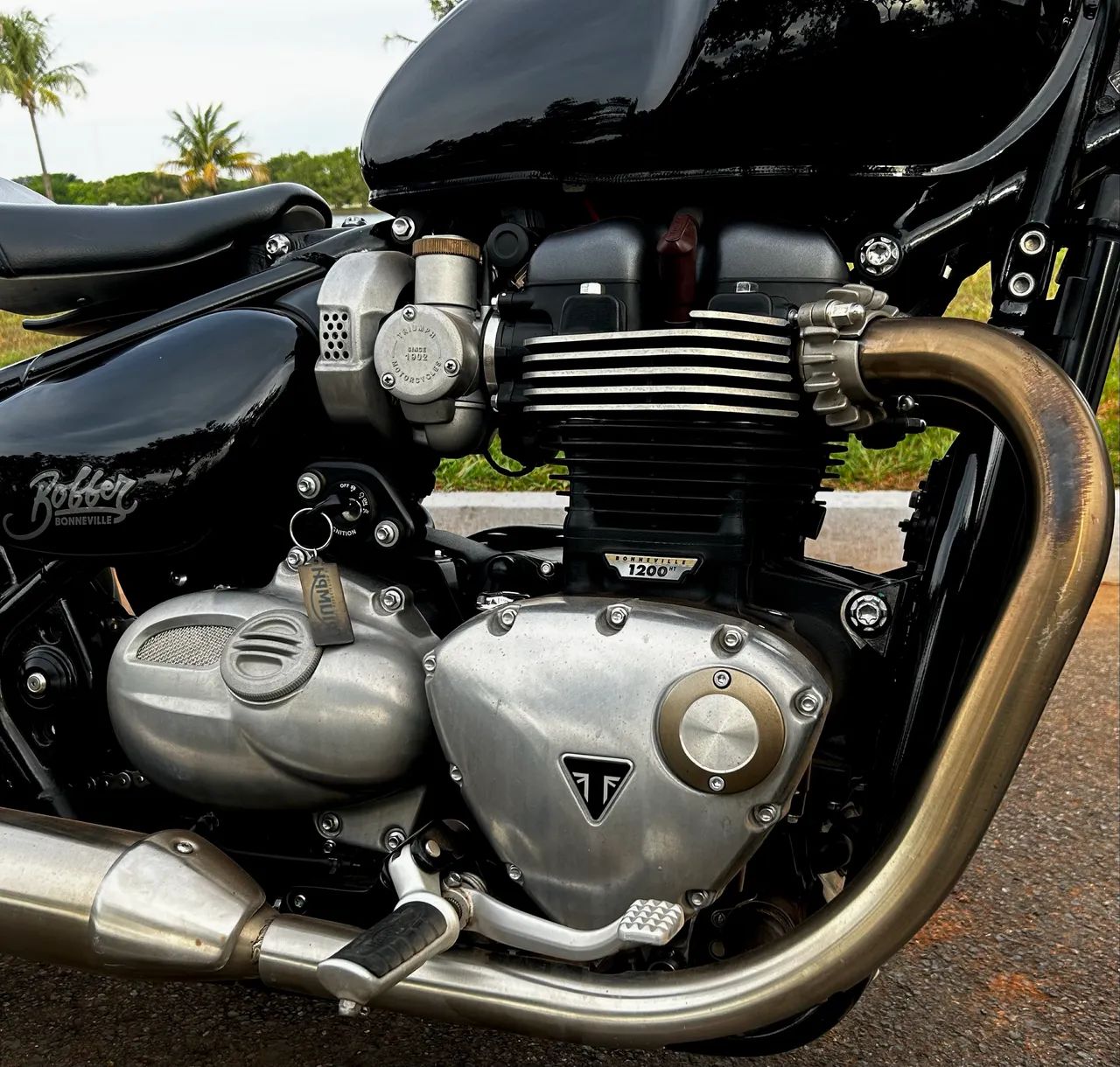 Triumph Bobber 1200 Particular - Foto 5