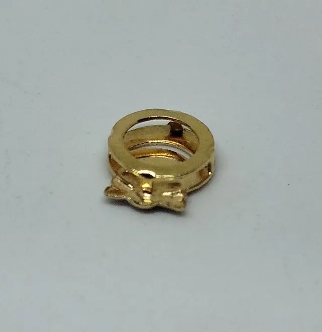 Pingente Menina ouro 18k - 1cm - Foto 2
