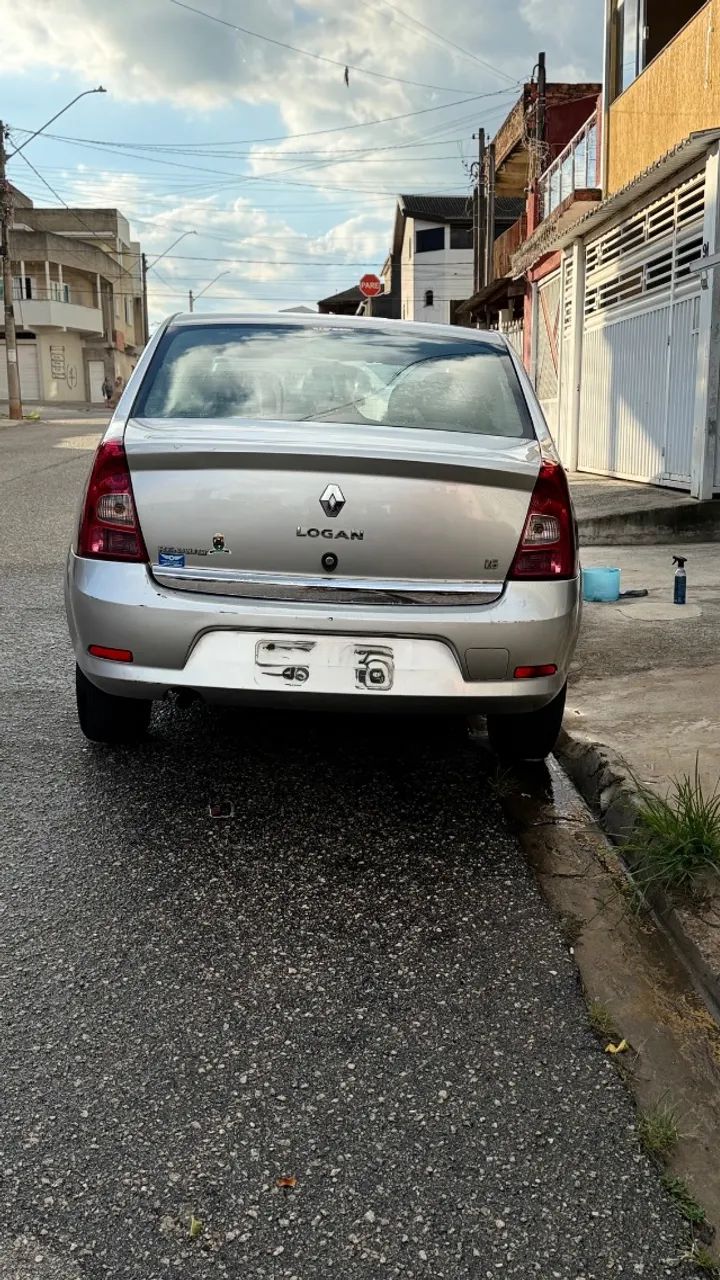 Renault Logan Expression Hi-flex 1.6 8V 4P 2013 - Foto 4