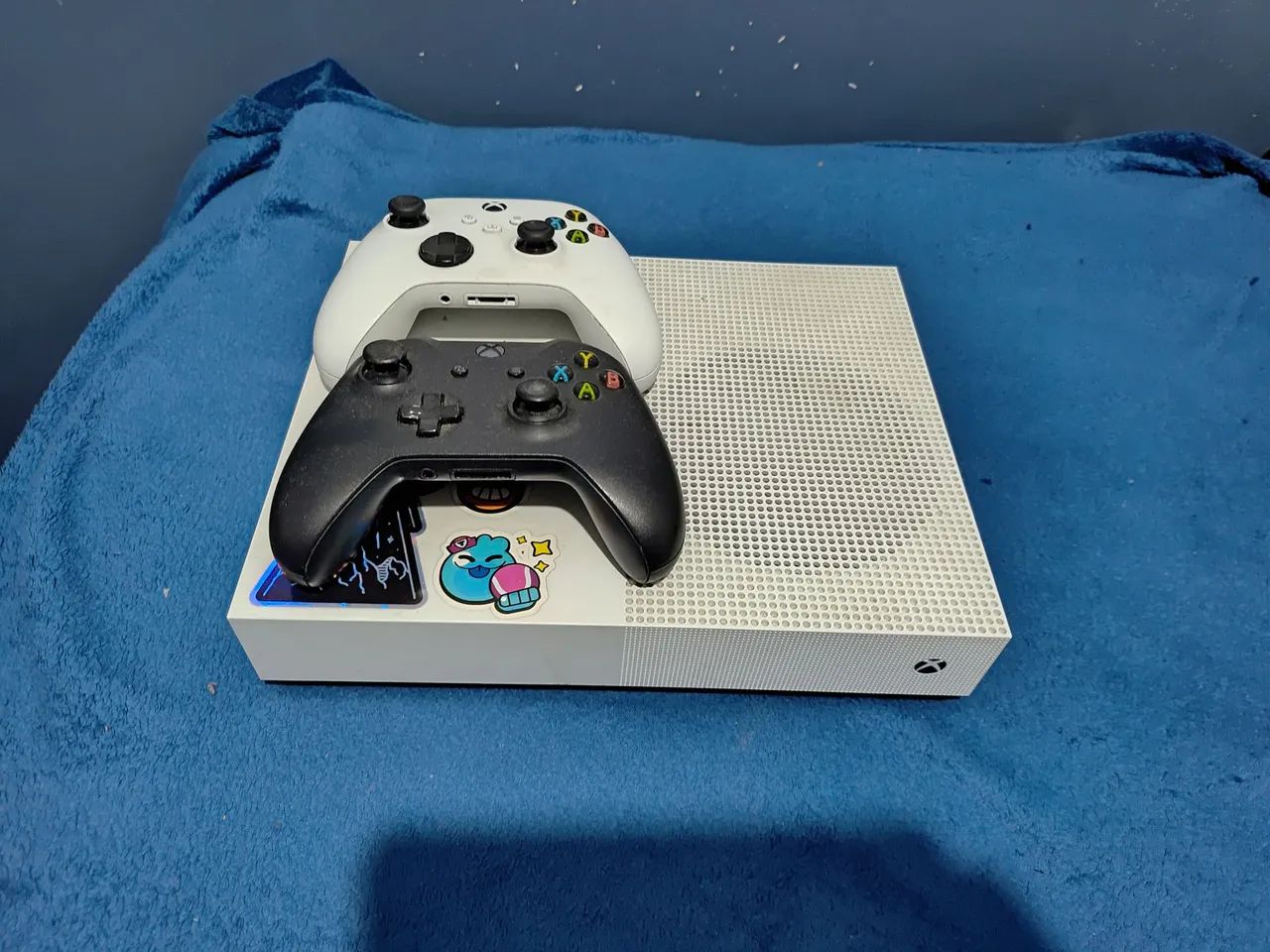 Xbox One S 