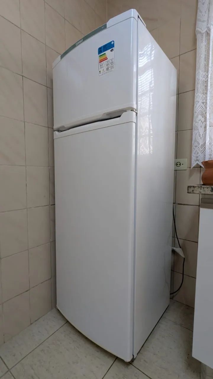 Geladeira Consul 334L