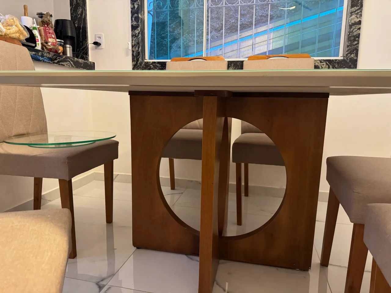 Mesa de jantar e cadeiras - Foto 3