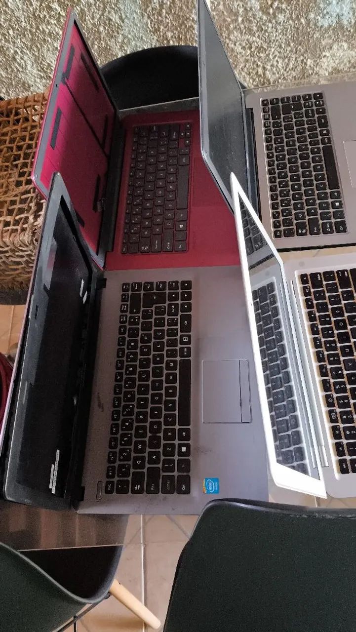 Lote de notebooks pra retirada de peças 