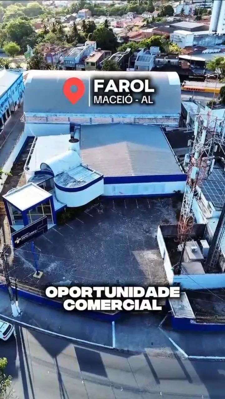 Prédio Comercial à Venda no Farol com 1.640m² e Estacionamento Amplo - Foto 2