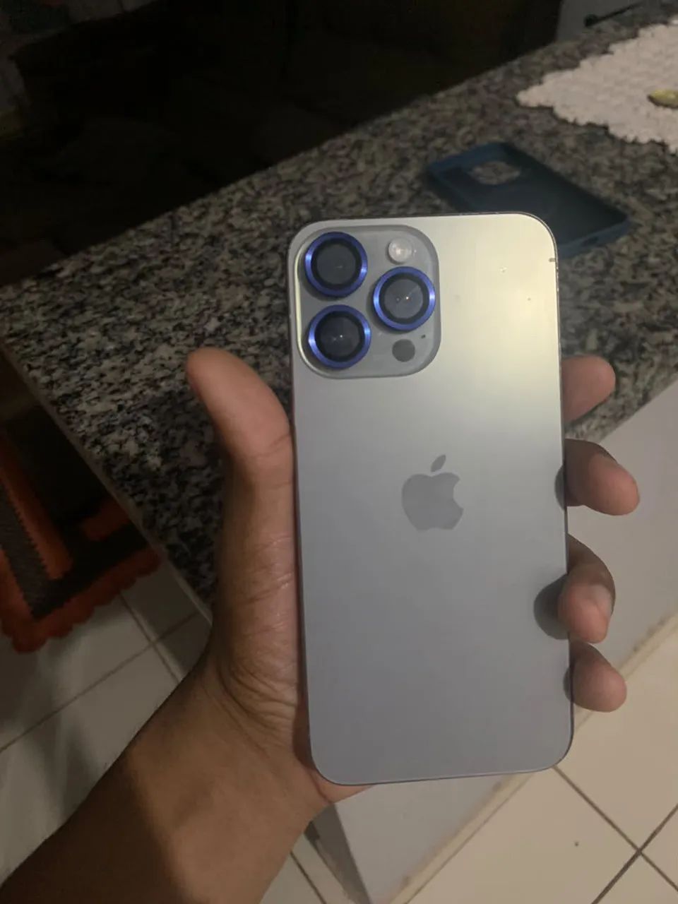 iPhone 15 Pro Max - Foto 3