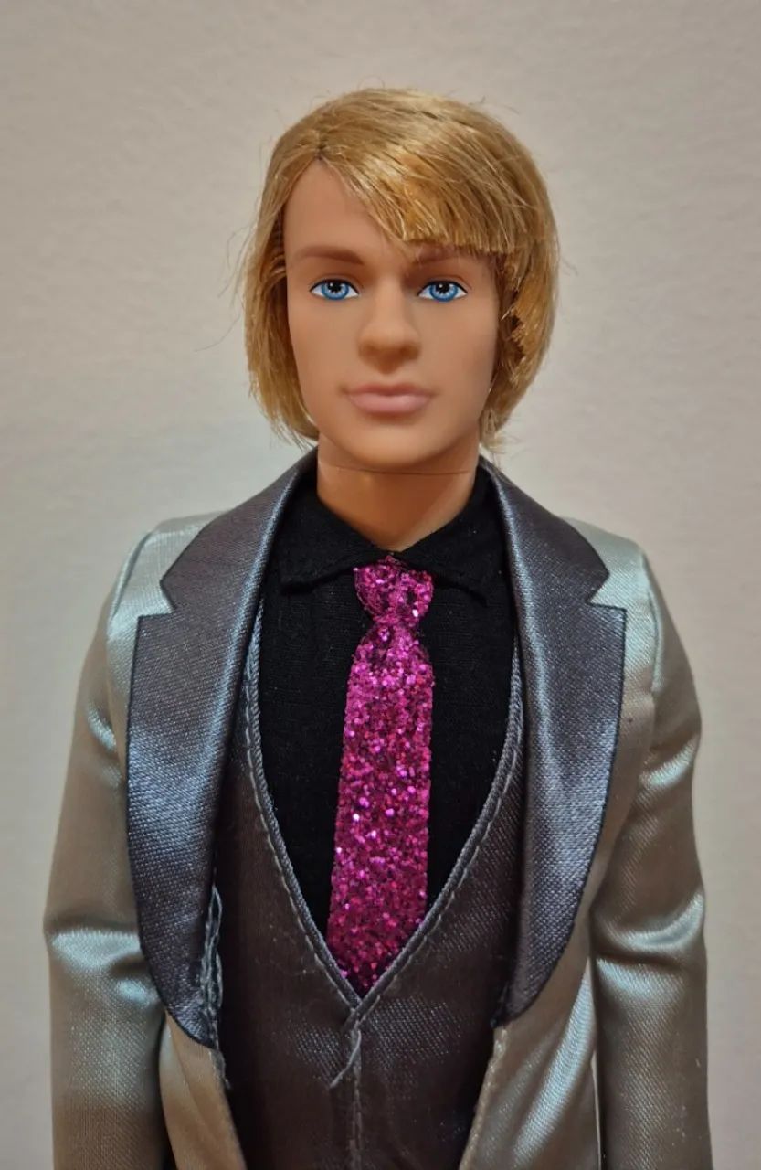 Boneco Ken Barbie Moda e Magia (2010) Conservado - Foto 4