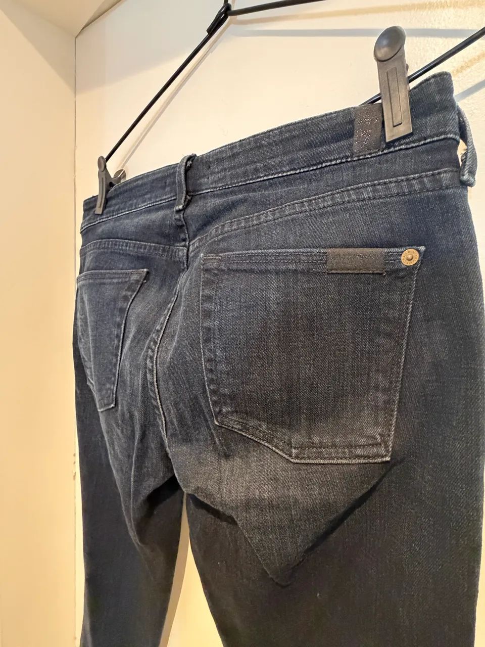 Calça seven escura  - Foto 2