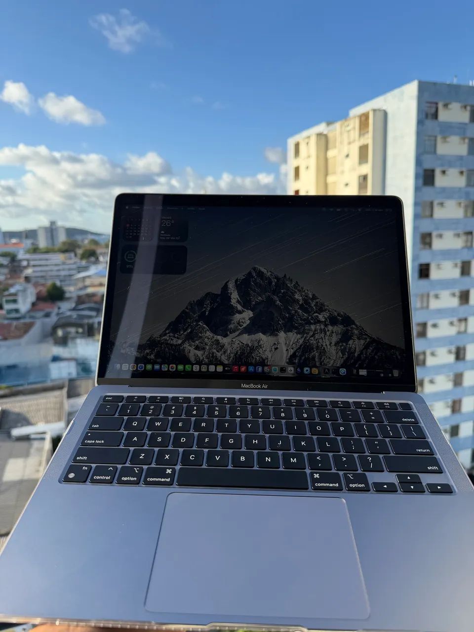MacBook AIR M1 com Brindes- 256GB - 8GB Ram- Excelente