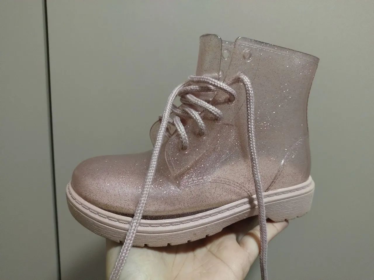 Bota com glitter rosa  - Foto 4
