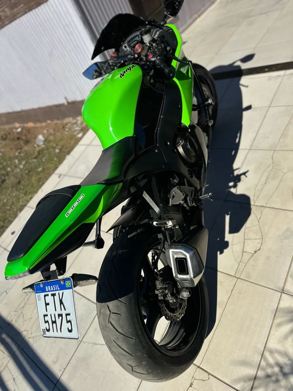 Kawasaki Zx-10/ Zx-10r 1000cc 2014 - 1501364003 | OLX