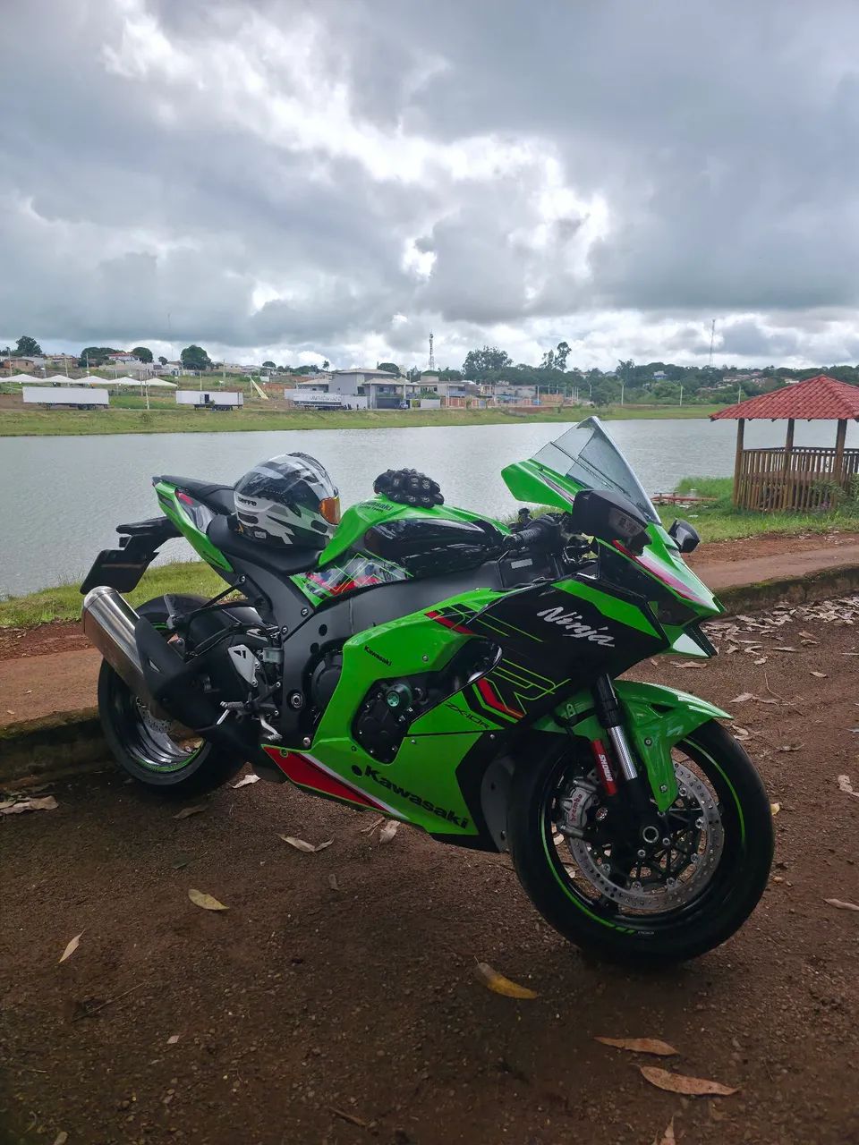 Kawasaki Zx-10/ Zx-10r 1000cc 2024 - 1501268023 | OLX
