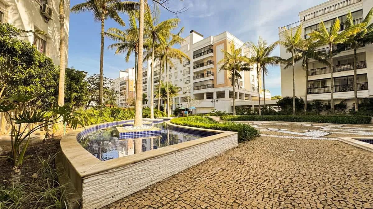 Apartamento para alugar - 2 suítes - Abraão - Florianópolis/SC. - Foto 2
