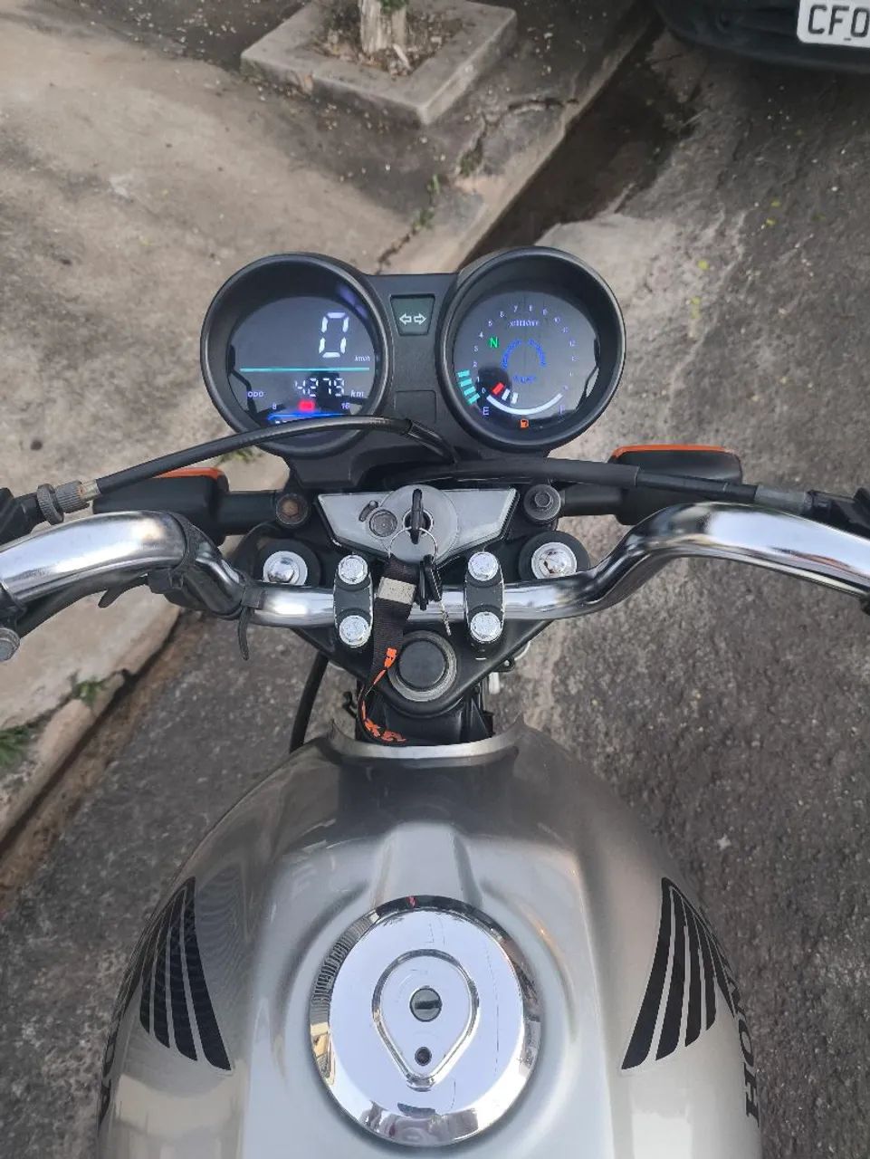 VENDO TITAN 150 ES 2008 - Foto 5