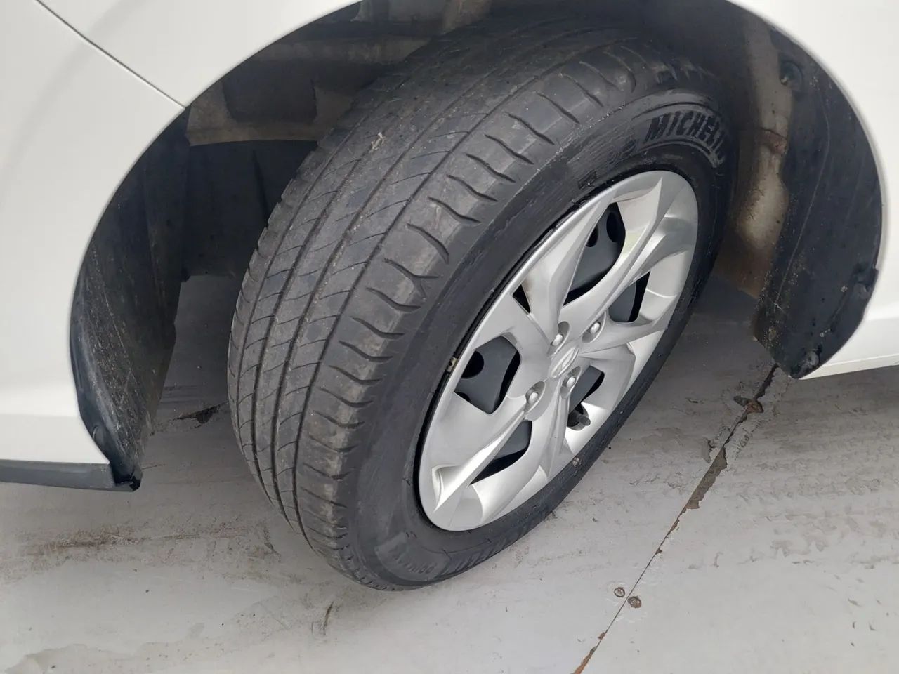 Hyundai HB20 Comfort 1.0 Flex 12V Mec., foto 11 de 18