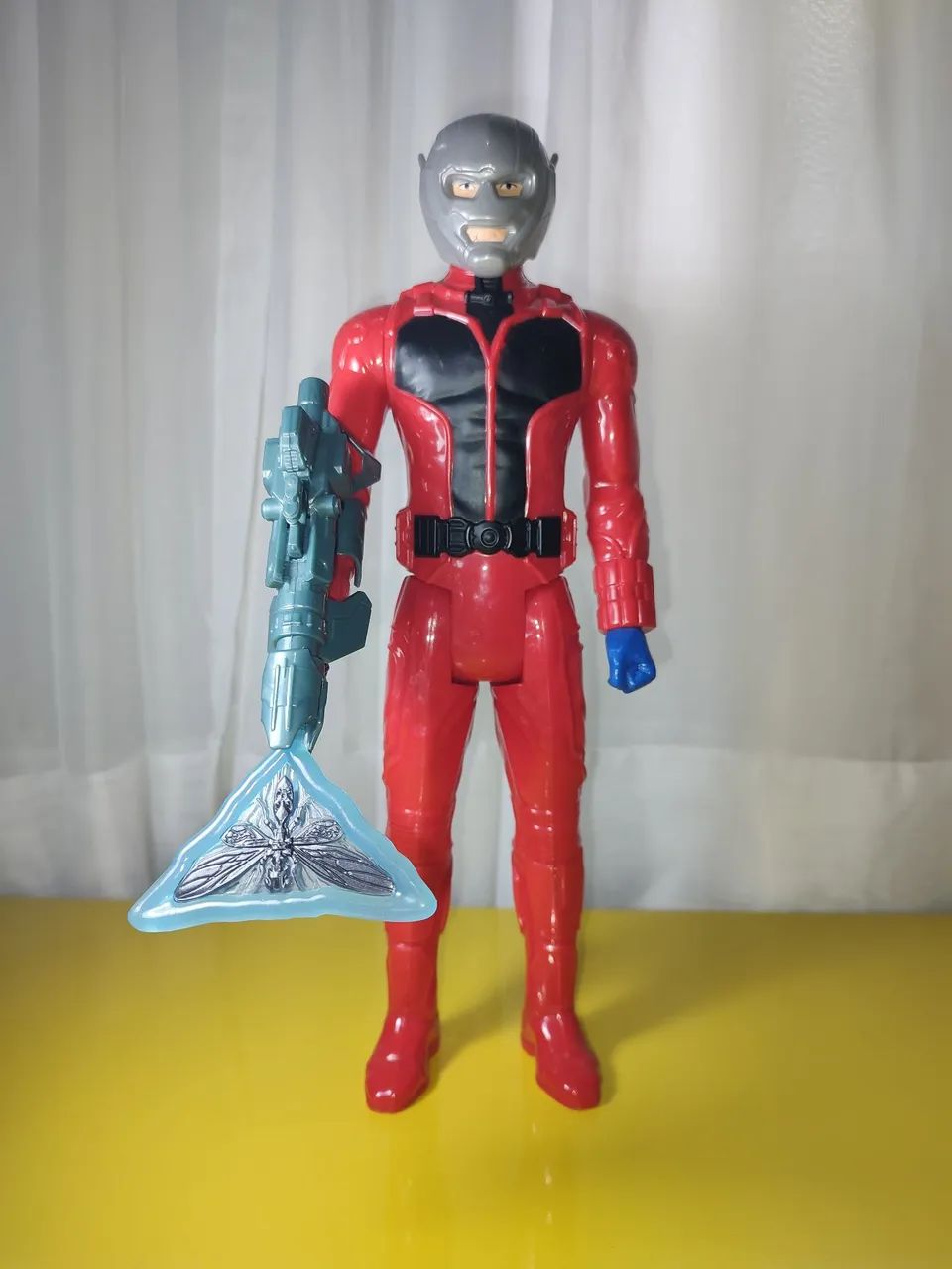 Boneco Homem Formiga com Acessório. - Foto 2