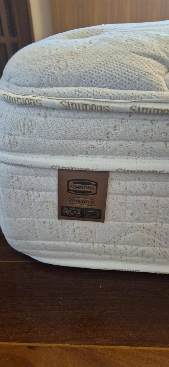 Colchão Queen Size Simmons - modelo Central Park - Foto 3