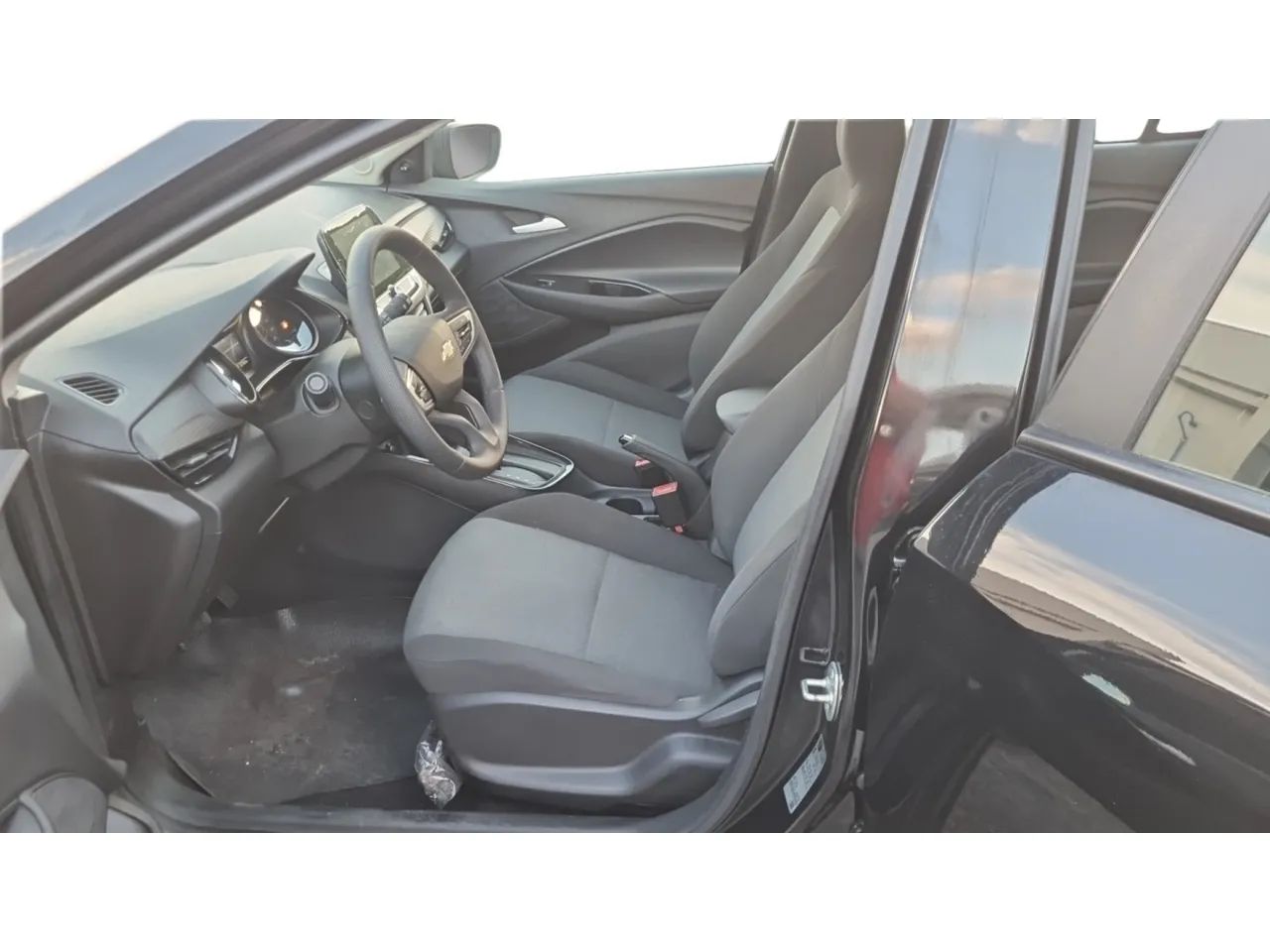 Chevrolet Onix Hatch 1.0 12V TB Flex Aut. 4P, foto 10 de 17