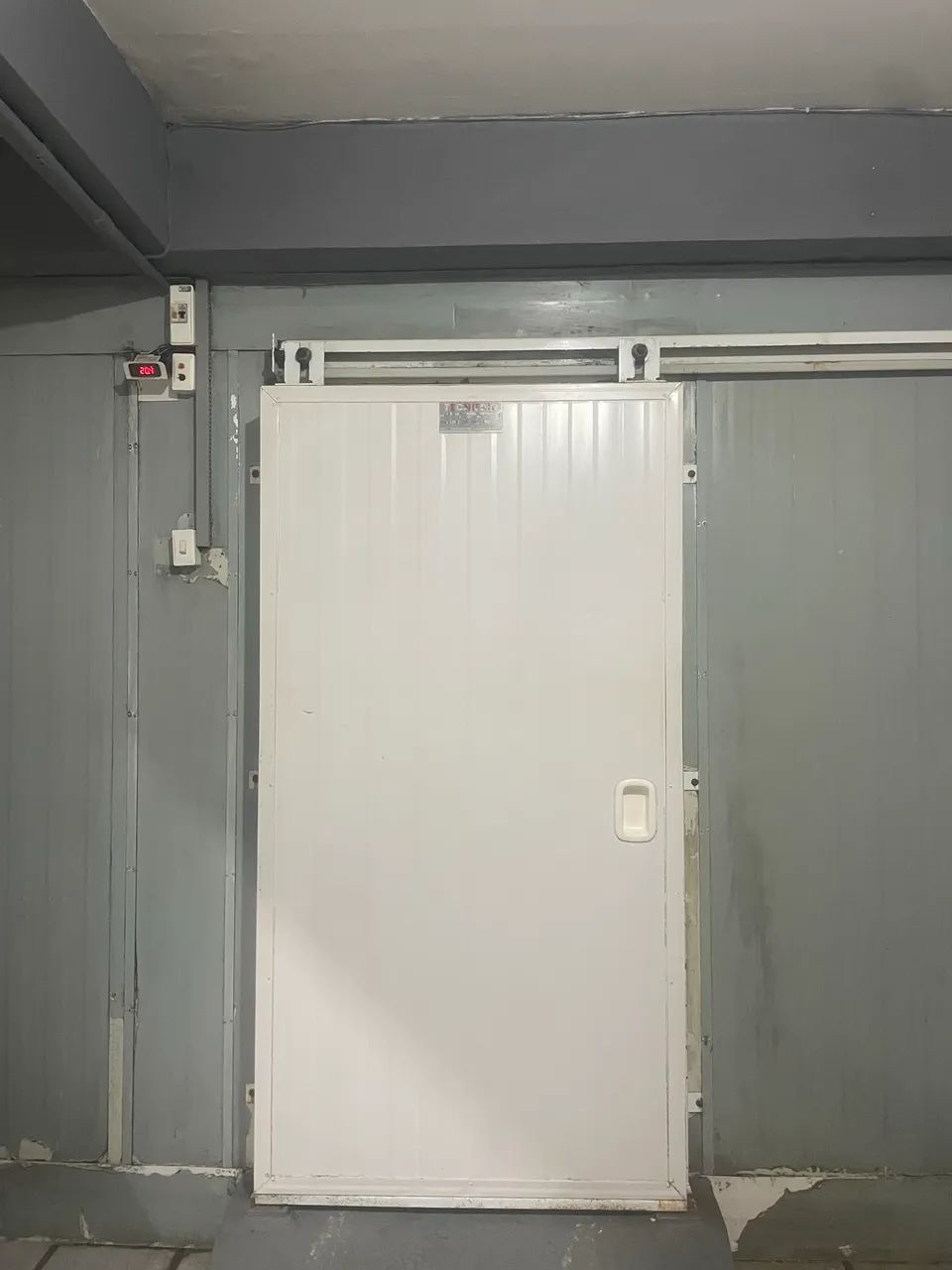 CÂMARAS DE RESFRIAMENTO + CONGELAMENTO R$ 15.000 AS DUAS - Foto 5