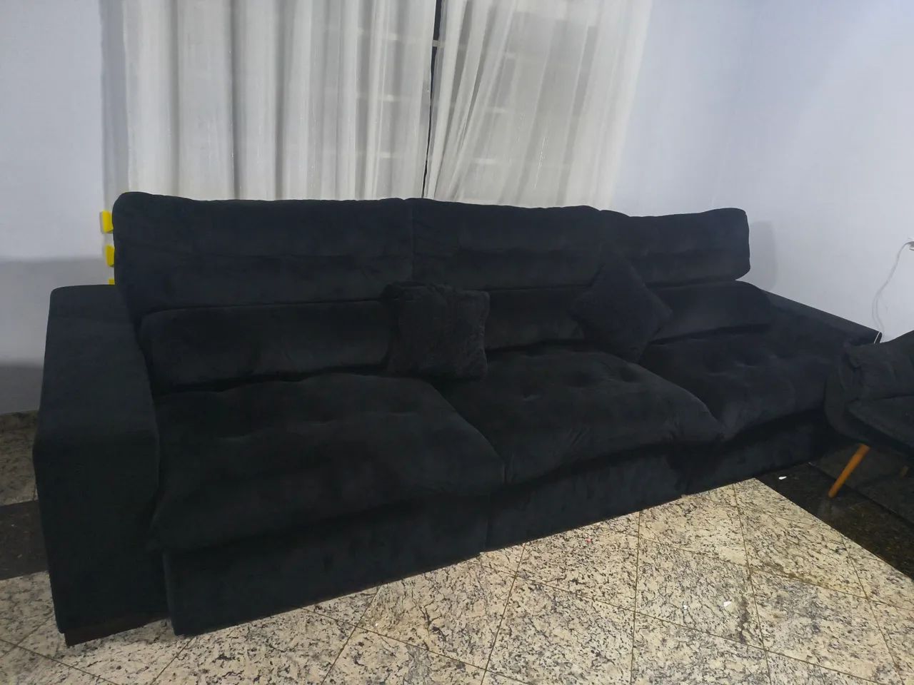 Sofá Retrátil Preto 6 lugares - 3,5m largura