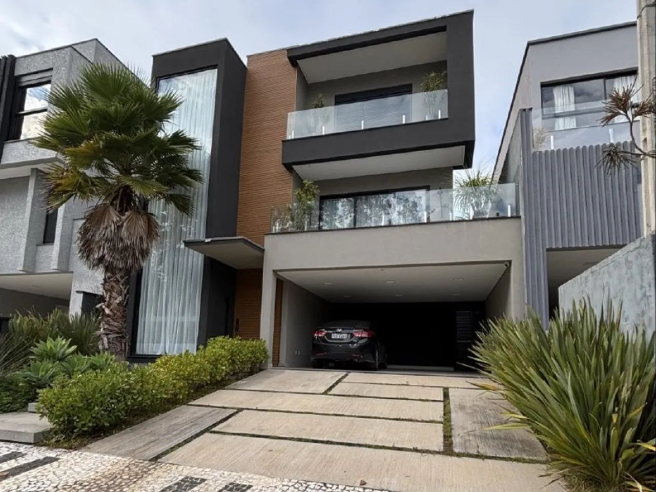 Casa em Condomínio 360 m² (área de terreno) - Residencial Reserva Granja Anita - Mogi das 