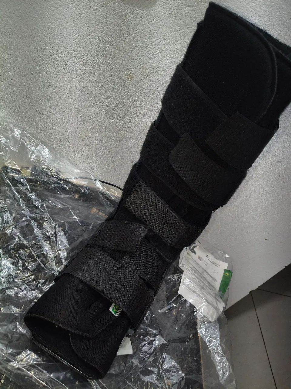 Vendo bota ortopédica e muletas  - Foto 5