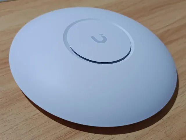 ACCESS POINT UBITIQUI U6 PRO